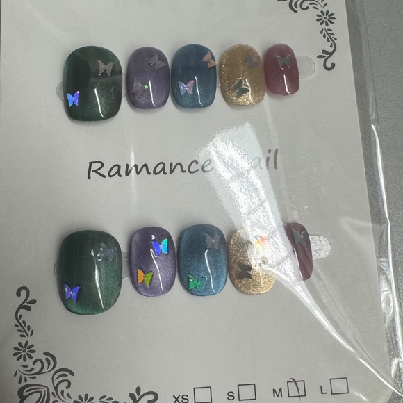Press On Nails Butterfly Charm Green Purple Gold Burgundy Fake Nails - Picture 1 of 1